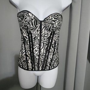 Frederick's of Hollywood - Beautiful Corset